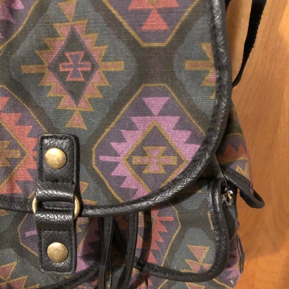 Aztec Drawstring Backpack Bag - Picture 2 of 5